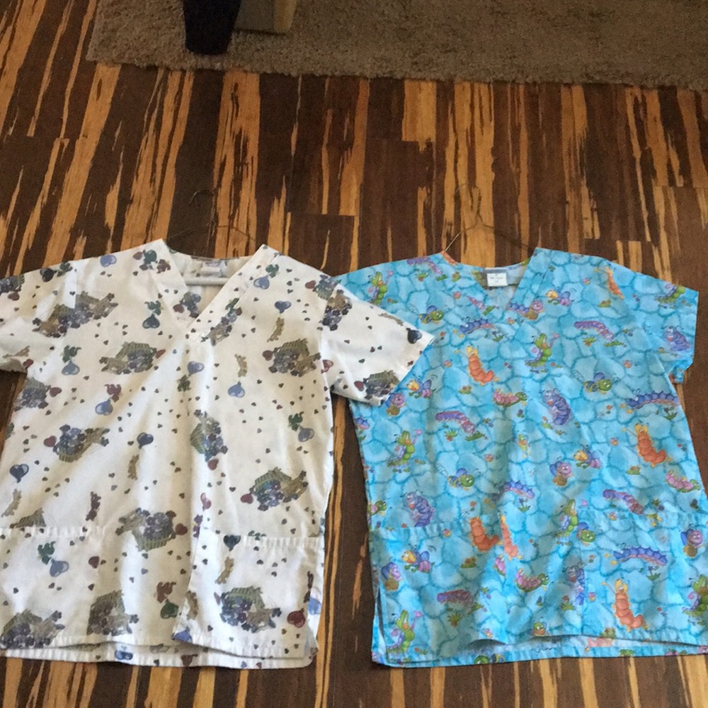 Scrub shirt